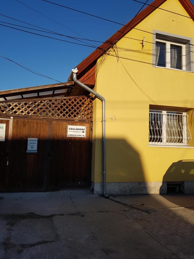 Családi haz Apartamento Budapeste Exterior foto